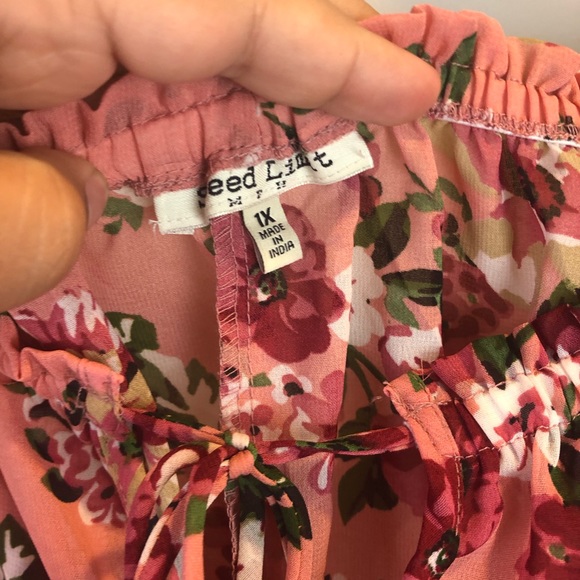 Speed Limit Flower Print Blouse 1X - Picture 2 of 5